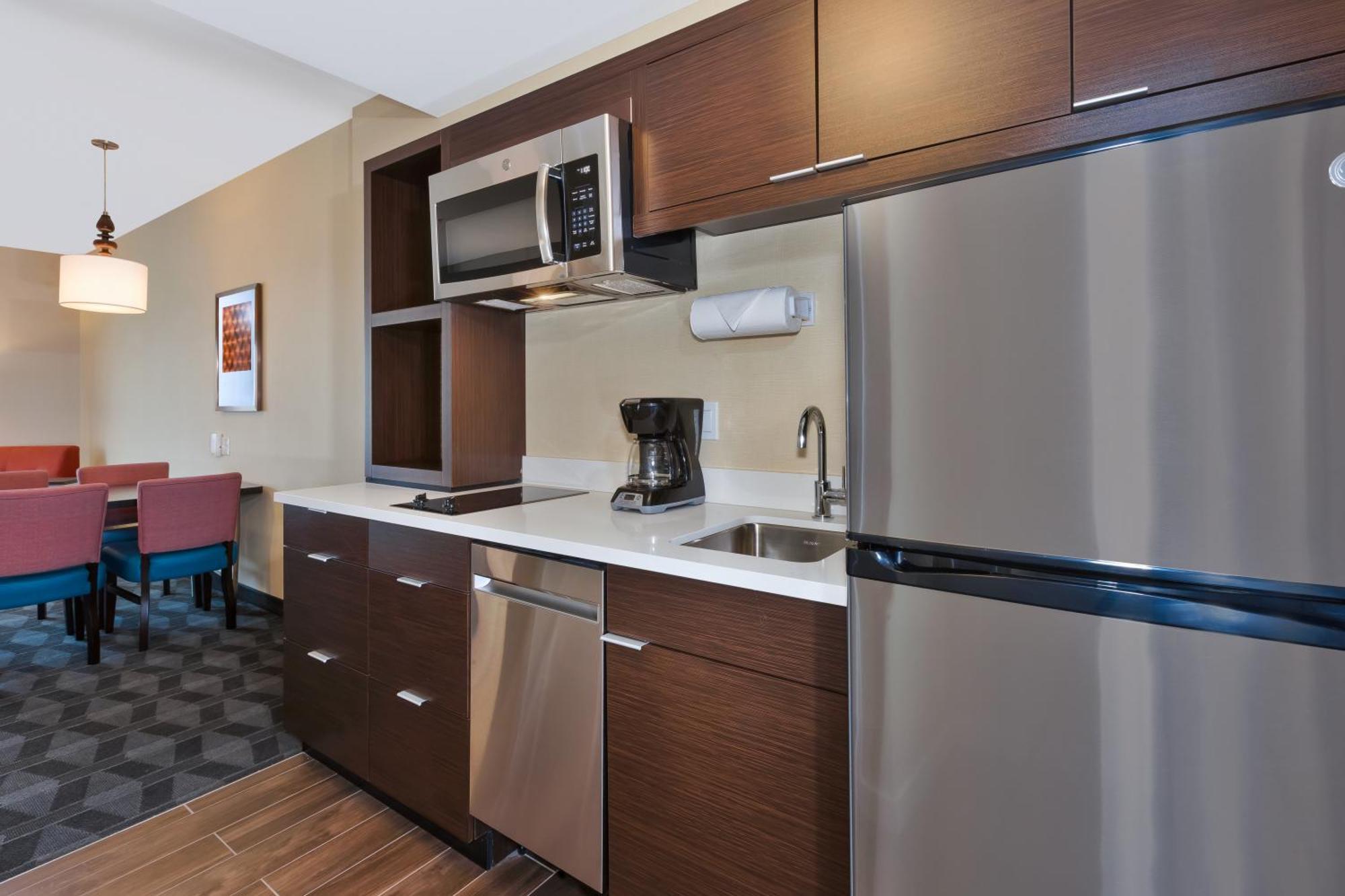 Towneplace Suites By Marriott Grand Rapids Airport Southeast المظهر الخارجي الصورة