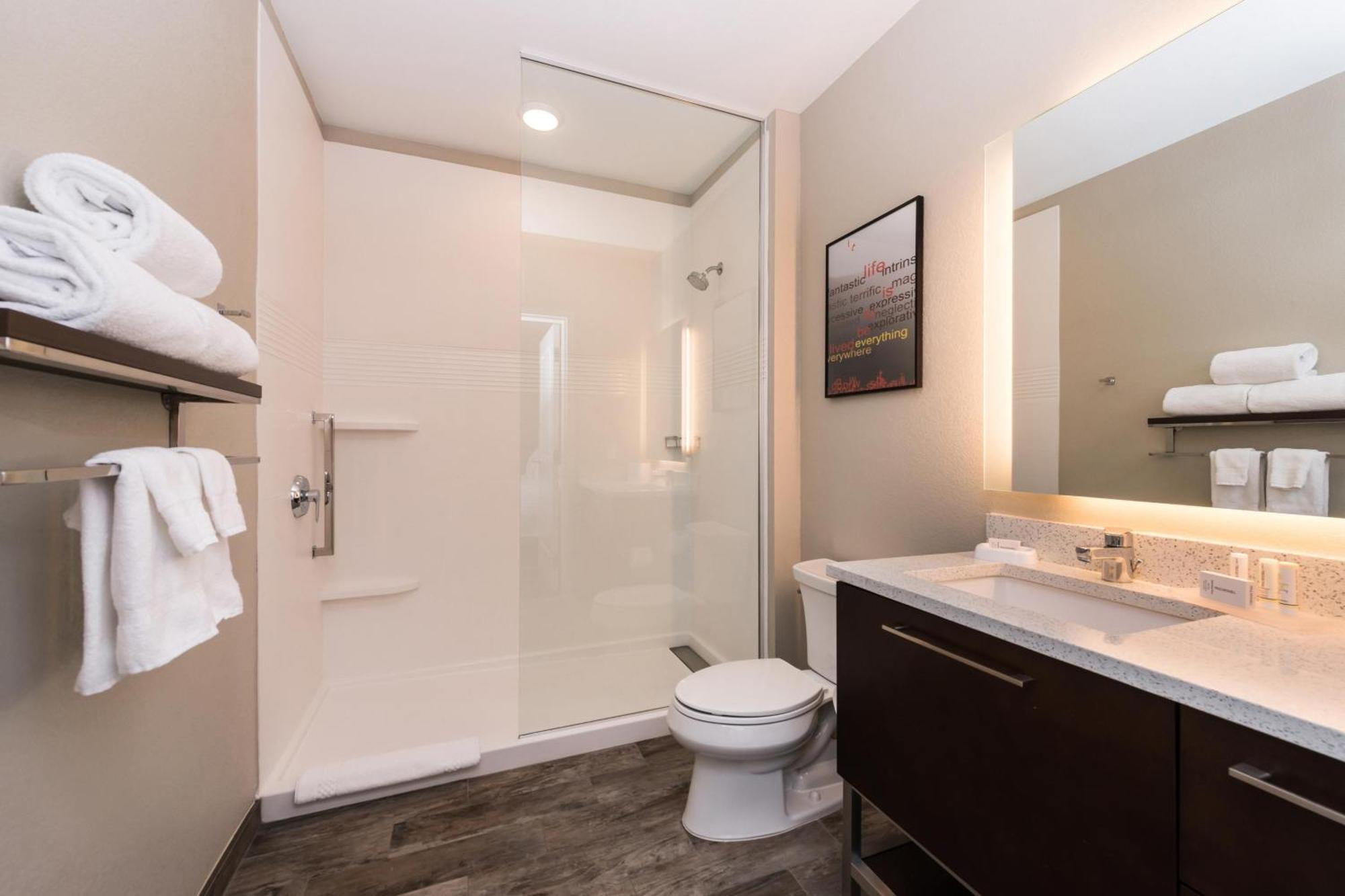 Towneplace Suites By Marriott Grand Rapids Airport Southeast المظهر الخارجي الصورة